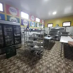 Toucan Lane Hotel And Restaurant