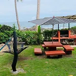 Hotel Cabinas Mar Y Cielo