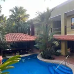 Hotel Iguana Verde