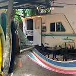 El Chante Surf House