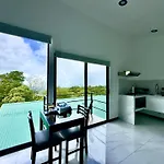 Black & White Apartments
