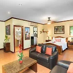 Hotel Casa Roland Golfito Resort