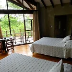 Tenorio Lodge