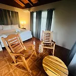 Chateau Arenal Hotel & Restaurante
