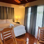 Chateau Arenal Hotel & Restaurante