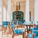 Plaza Mercado 24 At Las Catalinas