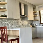 Casa Del Mar - 4 Bedroom House In Flamingo