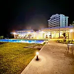 Luxury Condo At Viva Jaco Residence