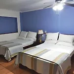 Hotel Puerta Del Sol - San Jose Airport