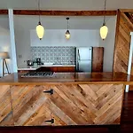 Casa Cabuya - Retro Style With Gulf View In Monteverde