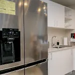 Escalante Executive Studio Ac