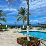 Charming 2Br With Ocean View