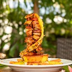 El Sano Banano Beachside Hotel