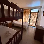 Hotel La Roca Del Mar