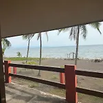 Hotel La Roca Del Mar
