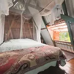 Rustic Cabin In Pavones Surf Brake