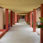 Hotel Las Espuelas, Bar & Restaurant