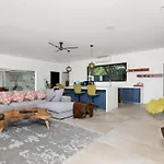 5-Bd Beauty With Pool Above Potrero