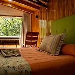 Los Pinos Cabins & Reserve