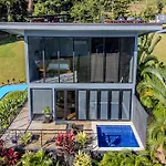 Junglo Resort And Spa