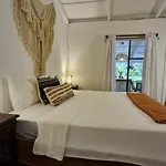 Beachside Villa Coralina 2, 2 Bedrooms And Ac