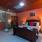 Nafre House B&B Monteverde