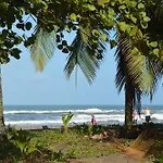 Hotel Pura Natura Beachfront Tortuguero