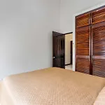 Birds-Eye Ocean View In Nicely Priced Top-Floor Unit In Flamingo