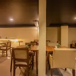 Urban Green Hotel & Suites