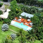 Le Cameleon Hotel