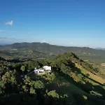 Blue Sky Lodge