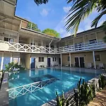 Lizard King Hotel & Suites