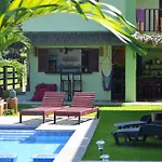 Mavi Surf Hotel Dominical