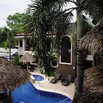 Hotel Colono Beach