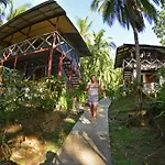Poor Man\'S Paradise Lodge