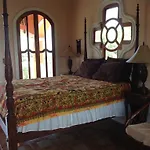 Casa Los Loros