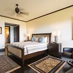 Papagayo Luxury