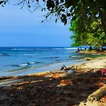 Exotica Lodge