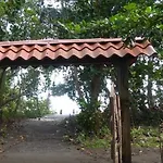Miss Junies Lodge