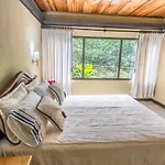 Kayak Lodge