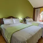 Kayak Lodge