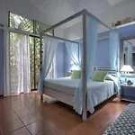 Vip Hotel Playa Negra