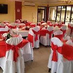 Lucky\'S Hotel Y Casino