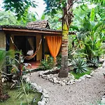 El Oasis Playa Grande