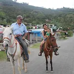 Hotel Reventazon & Guesthouse