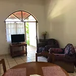 Hotel Flores (Adults Only)