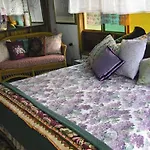 Lands In Love Hotel And Resort