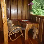 Topos Tree House