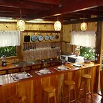 Topos Tree House