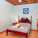 Casa Zen Guesthouse & Yoga Center